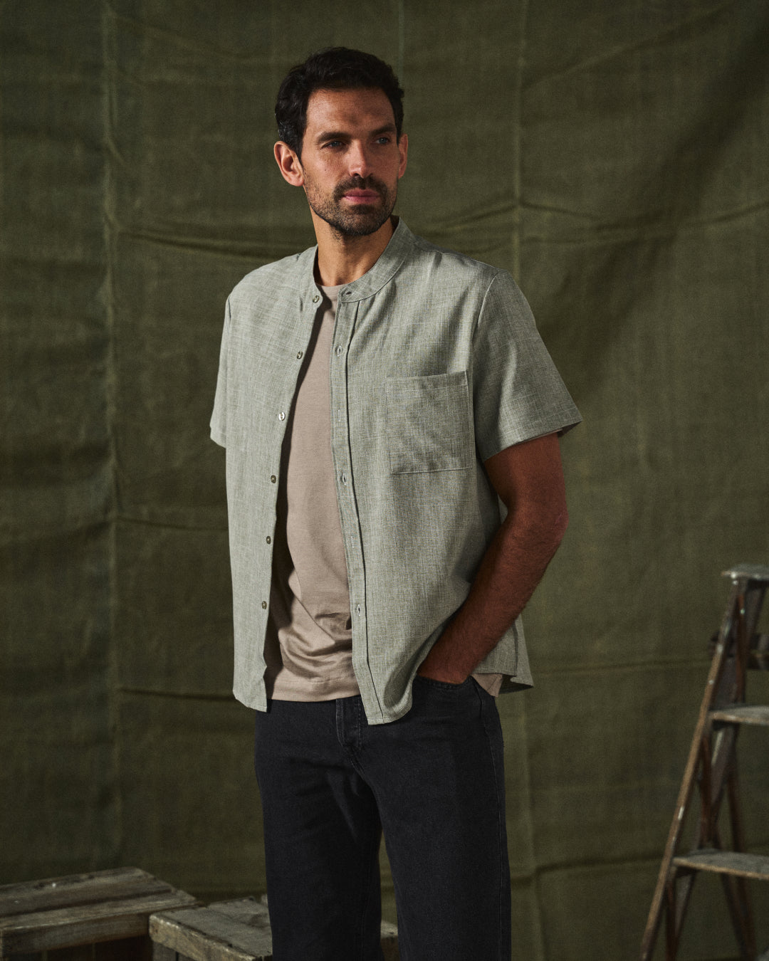Aaron | Men's Stand Collar Button-Down Shirt