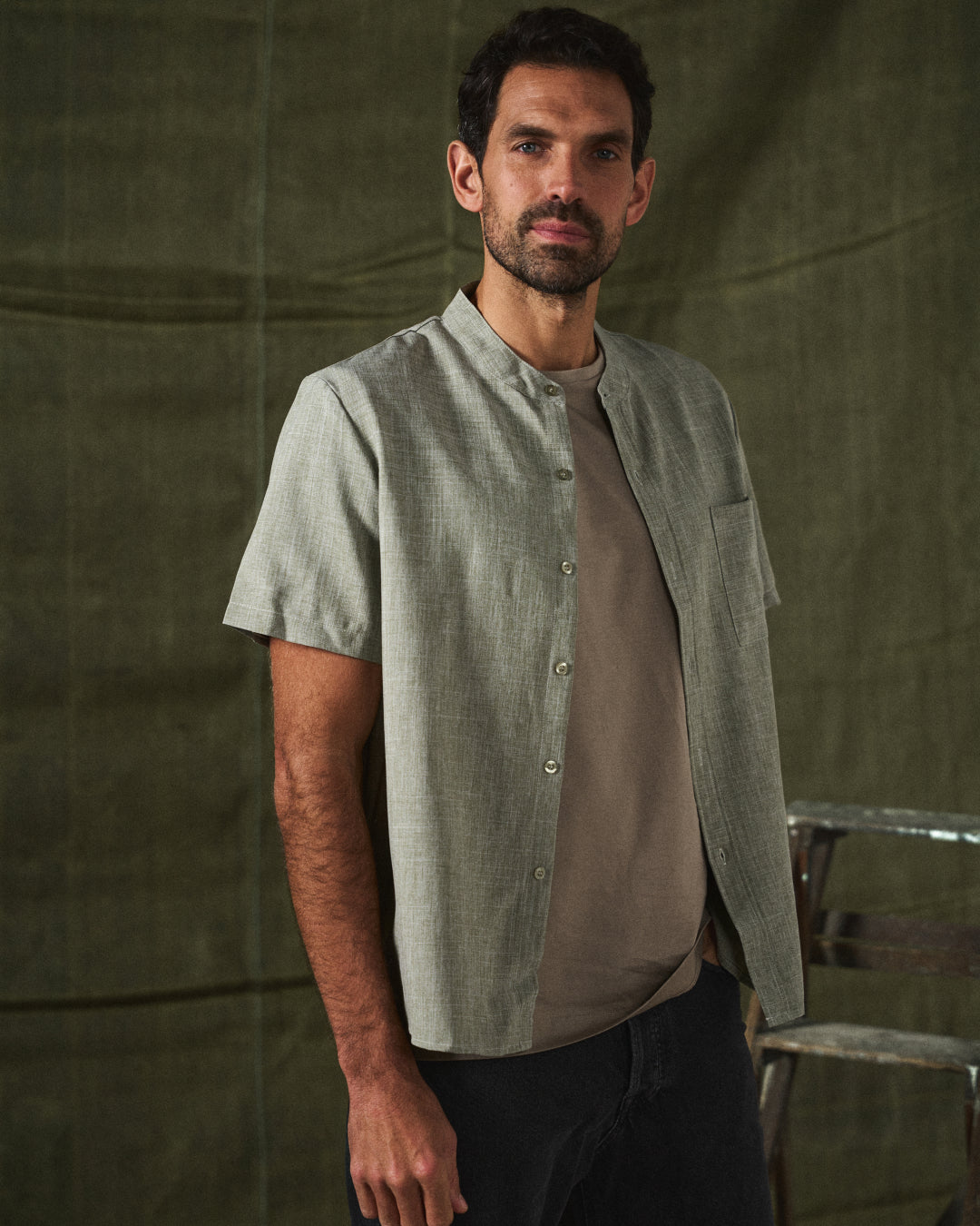 Aaron | Men's Stand Collar Button-Down Shirt