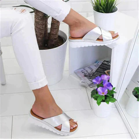 Freya | Women's Criss Cross Open Toe Slip-On Sandals