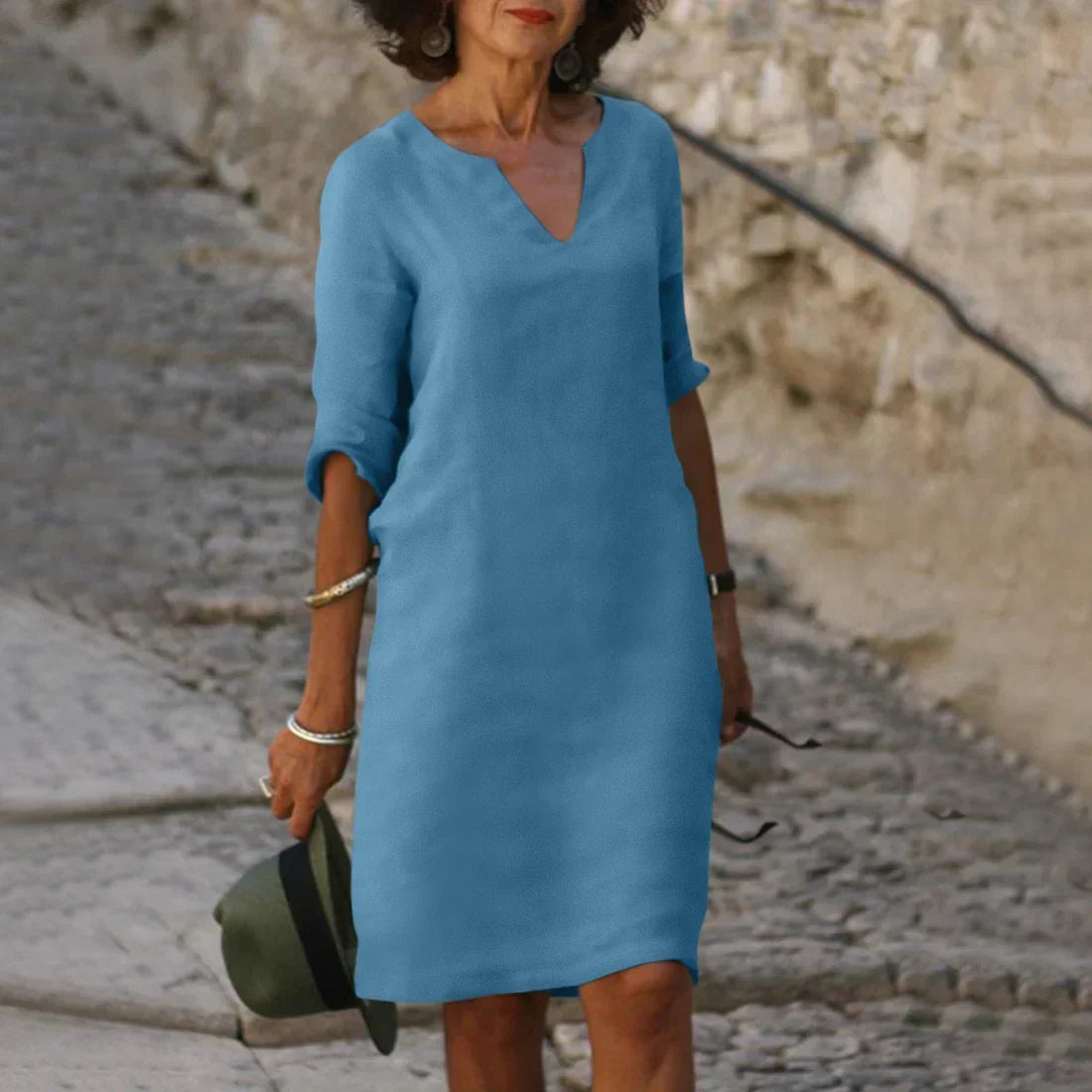 Lila | Women's V-Neck Three Quarter Sleeve Shift Dress