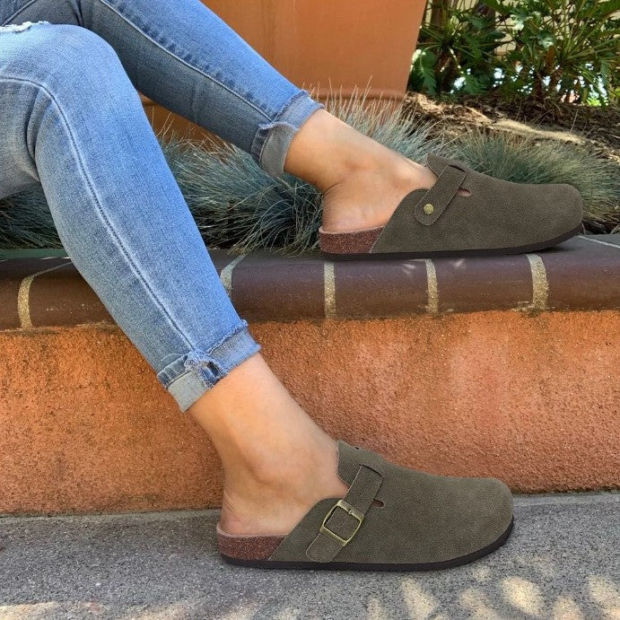 Elise | Women's Closed Toe Buckle Strap Clogs