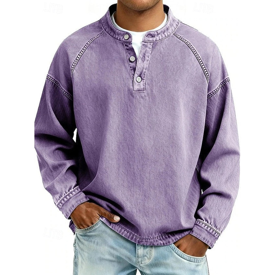 Man wearing the Aiden men's casual vintage shirt, detail view