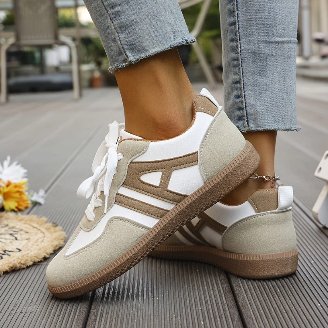 Woman wearing the Annabel women's wide-leg sneakers, back view