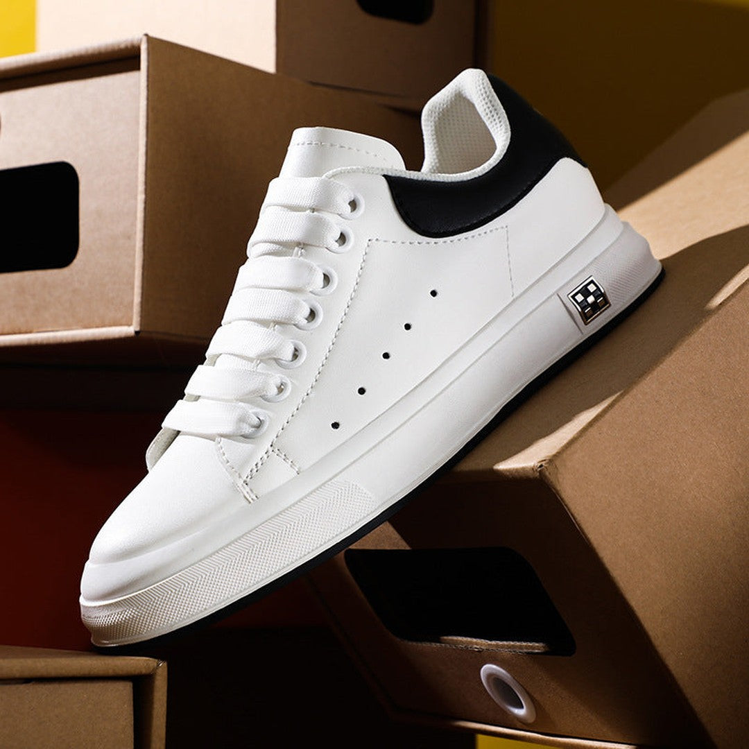 Man wearing the Baird men's sneakers, model view