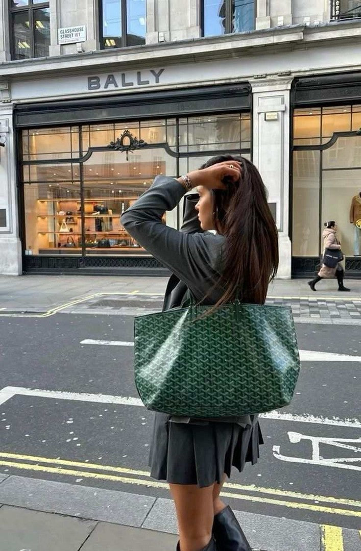 Structured shoulder tote bag with a matching detachable pouch - product photo 12