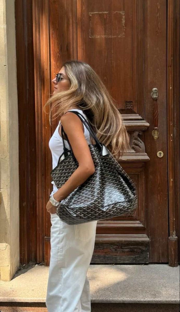 Structured shoulder tote bag with a matching detachable pouch - product photo 16