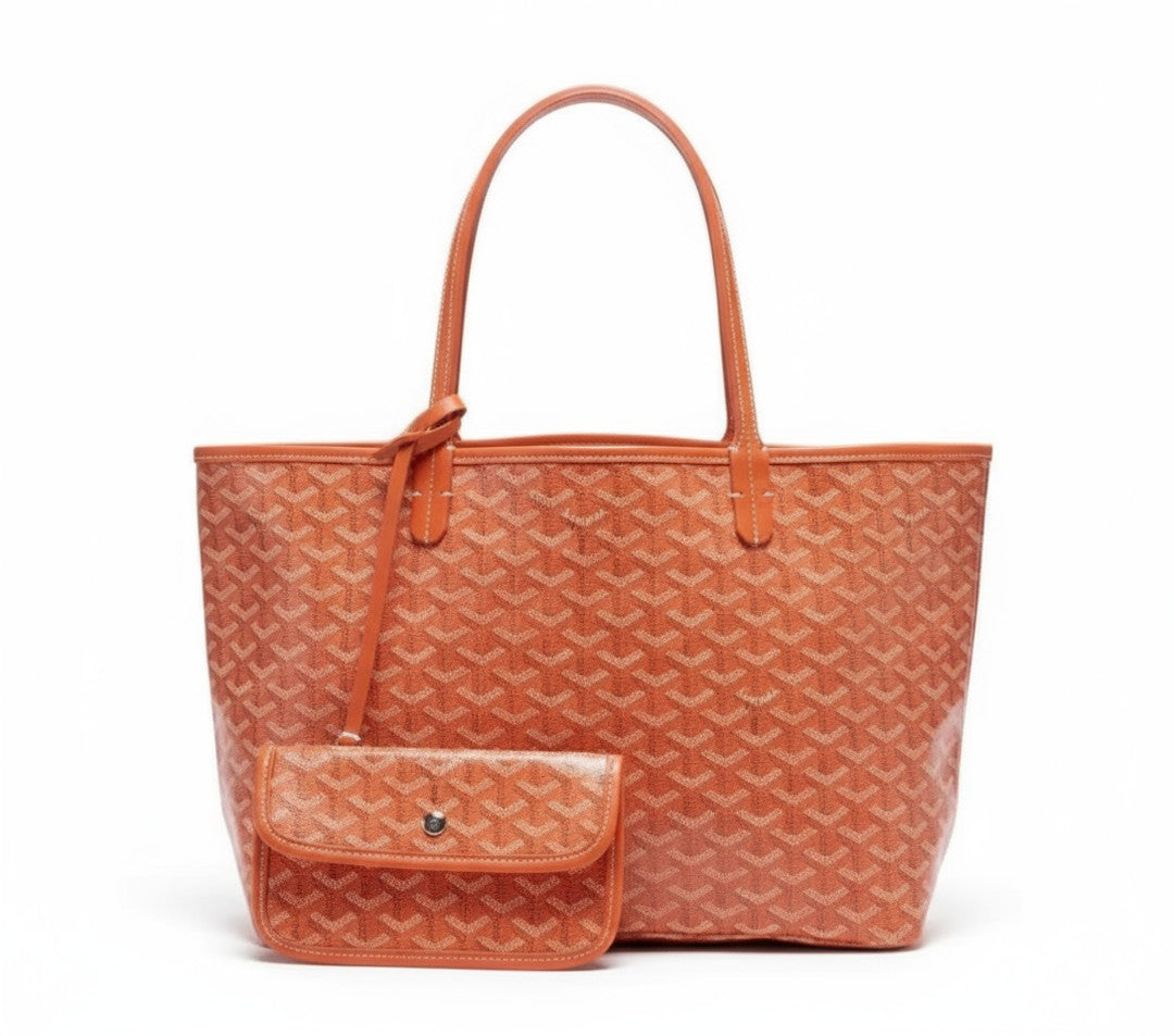 Structured shoulder tote bag with a matching detachable pouch - product photo 4