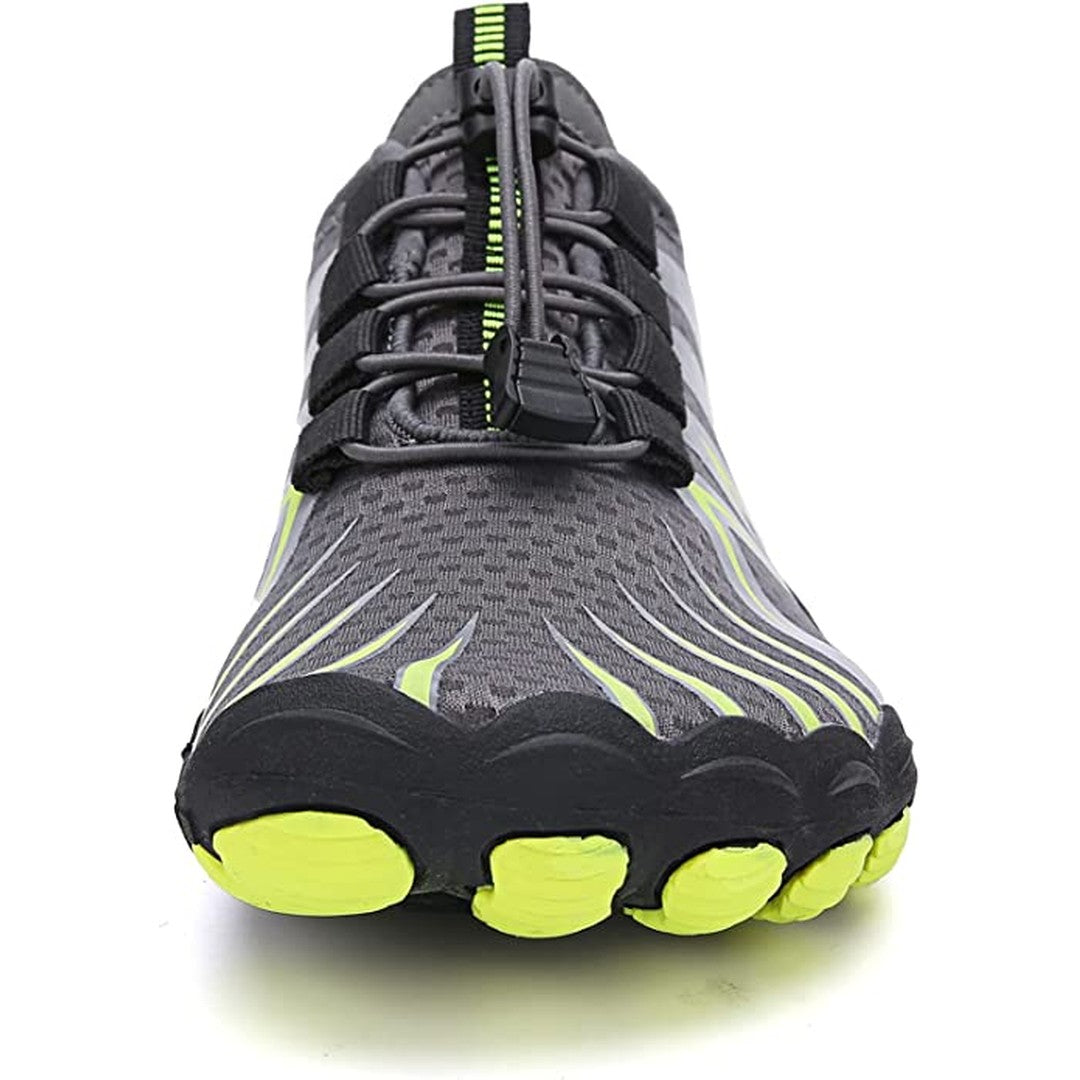 Man wearing the Dawson men's wide-leg lightweight shoes, 20 view