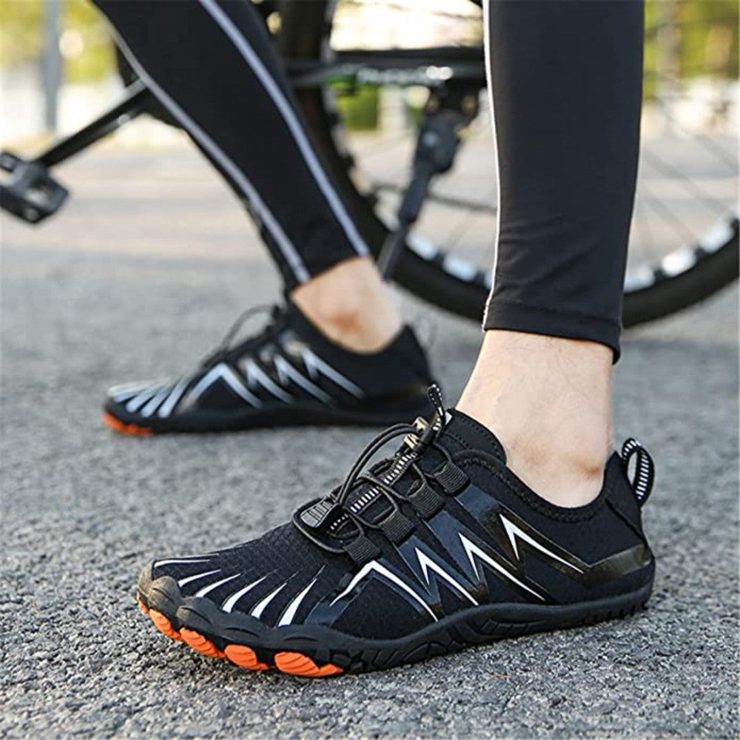 Man wearing the Dawson men's wide-leg lightweight shoes, 8 view