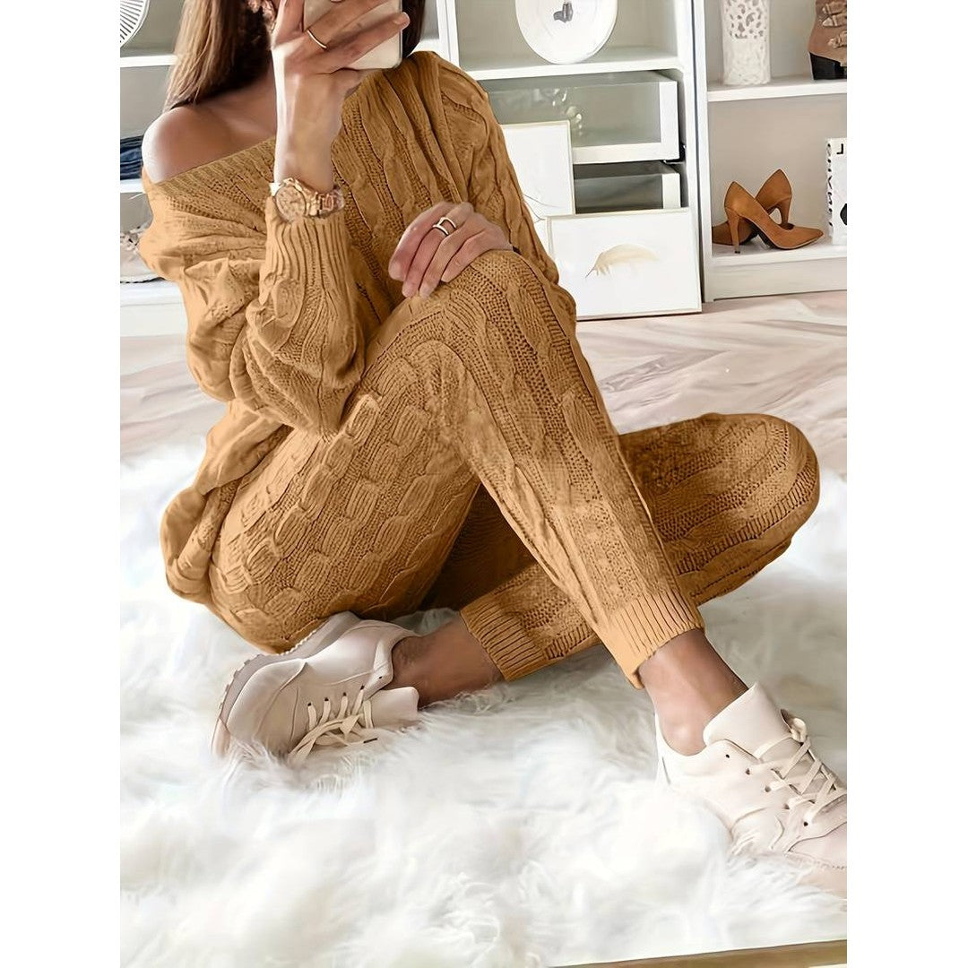 Woman wearing the Dione women's chic apparel, 18 view