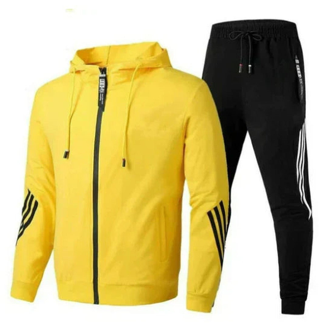Man wearing the Enzo men's cotton tracksuit, side view