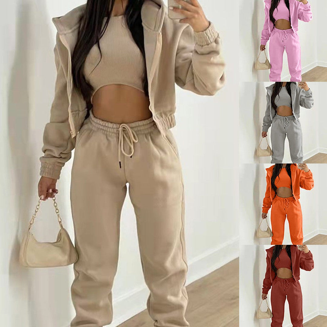 Woman wearing the Estella women's wide-leg joggers, detail view