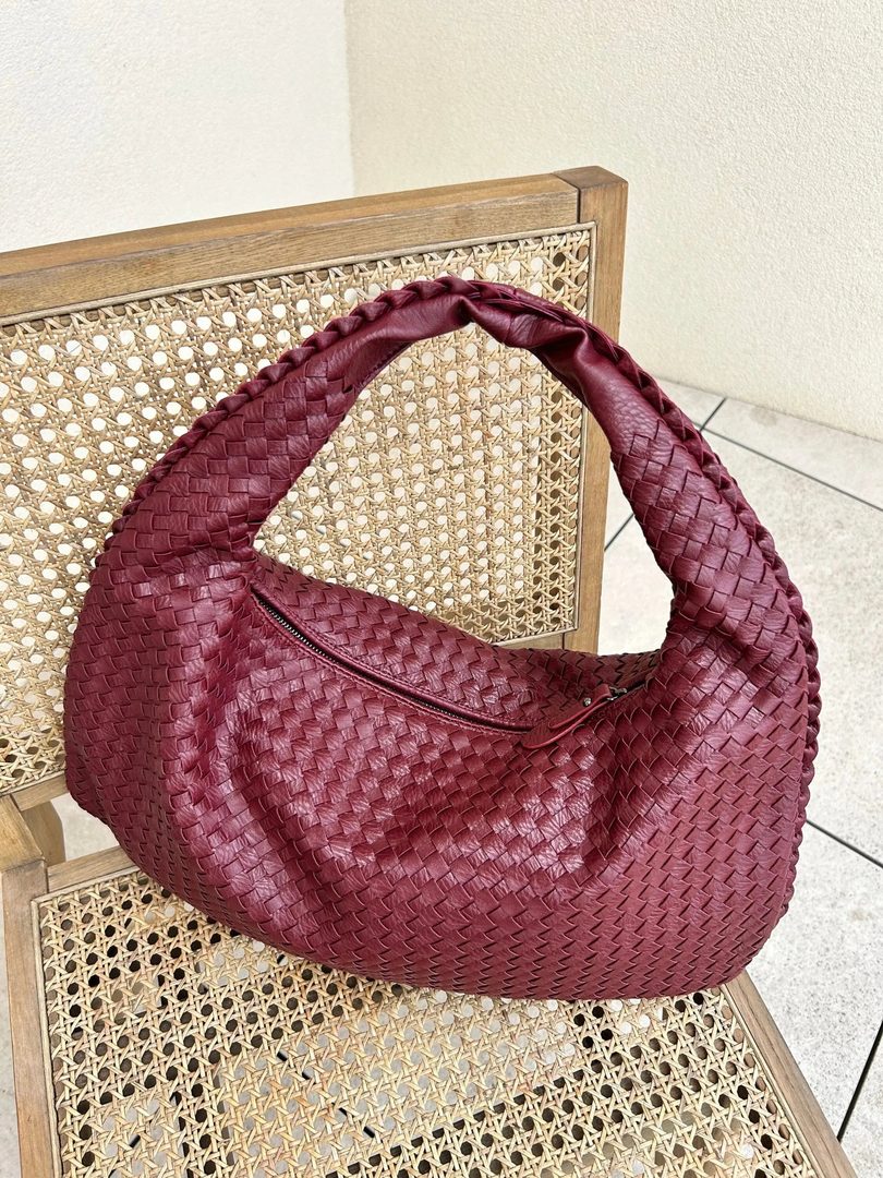 Braided leather hobo shoulder bag - product photo 10