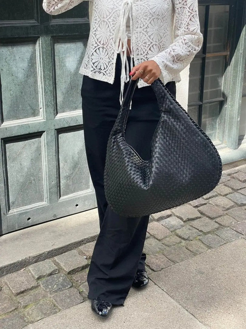 Braided leather hobo shoulder bag - product photo 6