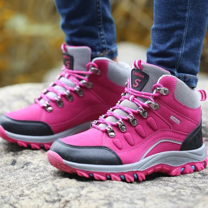 Women's waterproof hiking boots - product photo 2