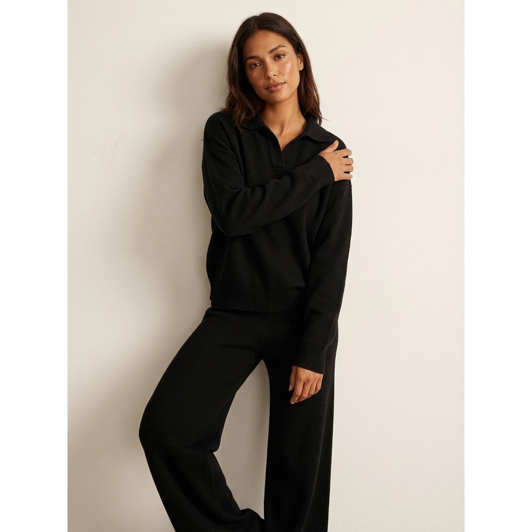 Woman wearing the Gloria women's set, 7 view