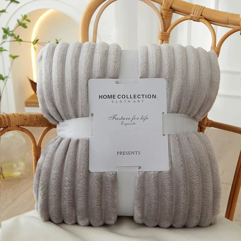 Wide striped flannel fleece blanket - product photo 11