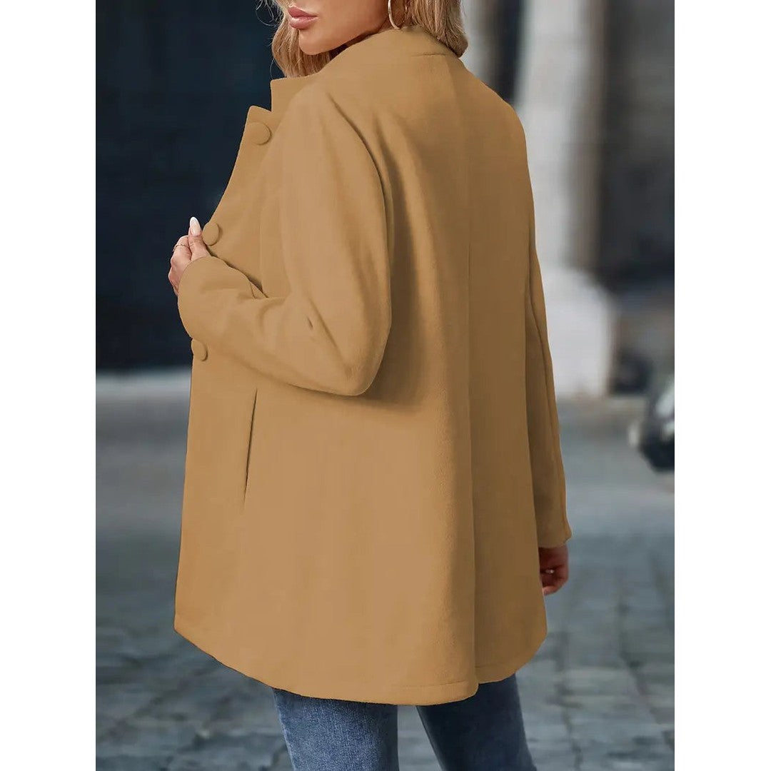 Woman wearing the Hero women's elegant jacket, detail view
