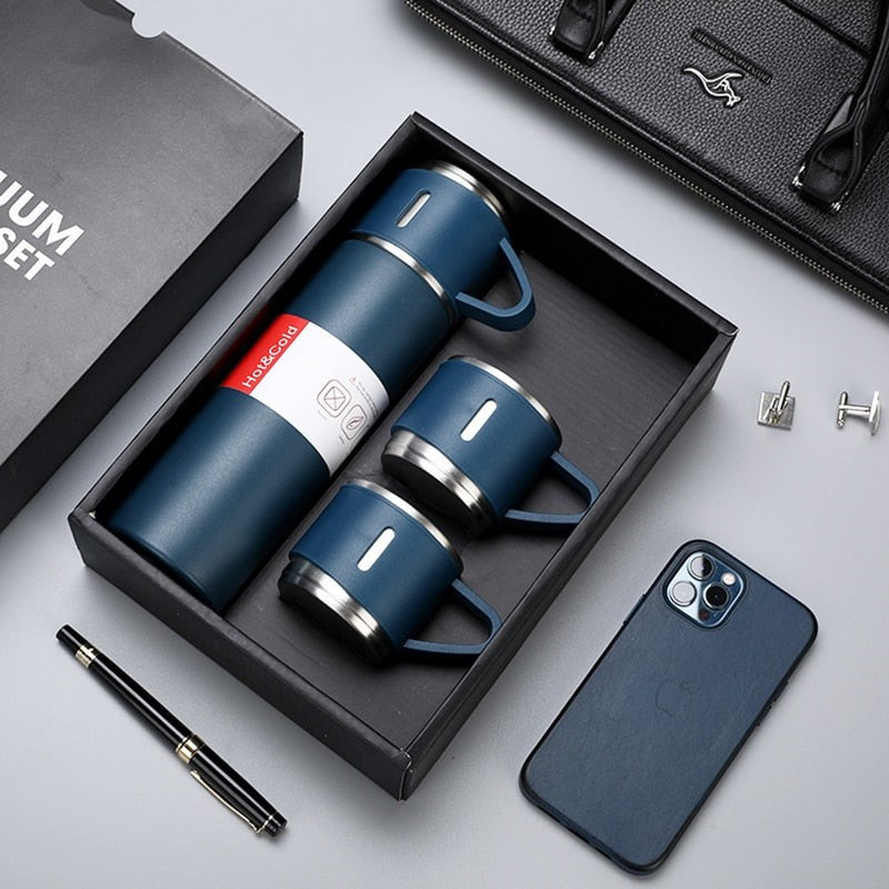 Stainless steel vacuum flask with cups - product photo 4