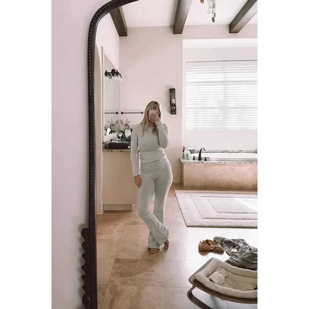 Woman wearing the Kira women's casual cotton set, front view