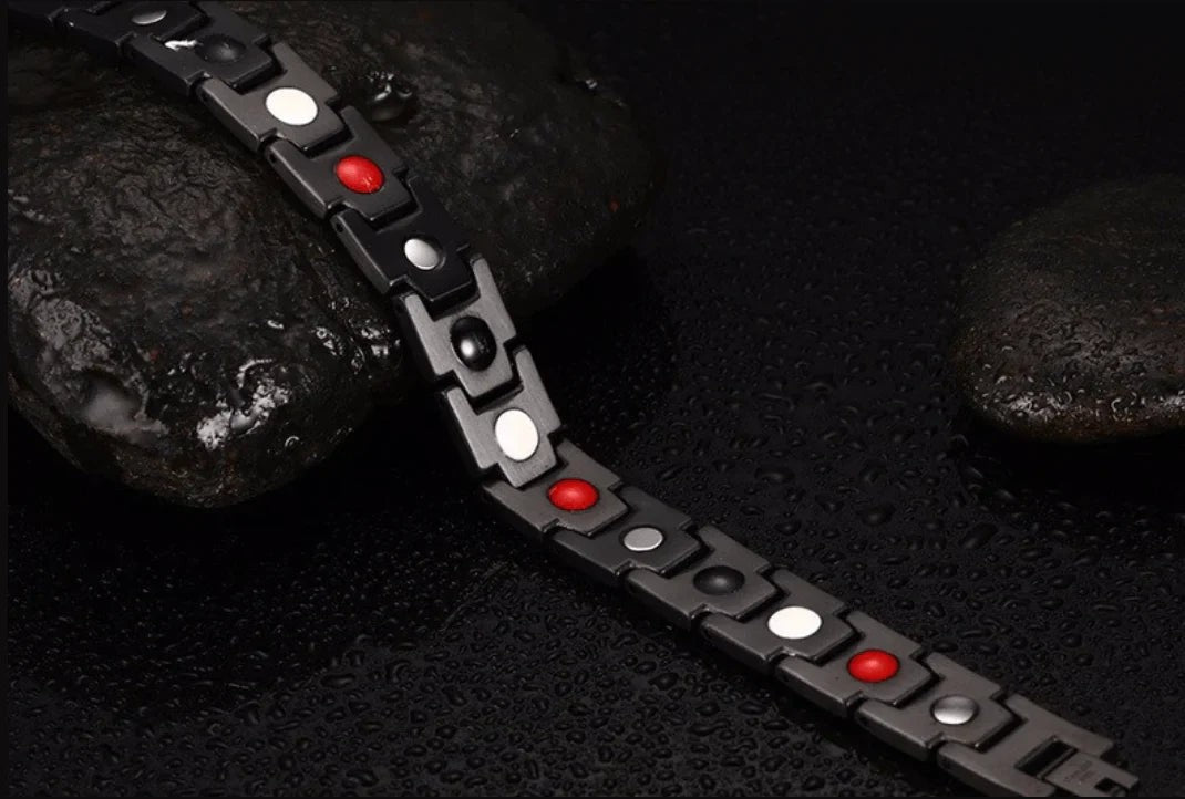 Hematite bead bracelet - product photo 9