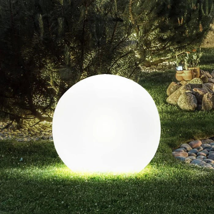 Rechargeable LED garden globe light - product photo 13