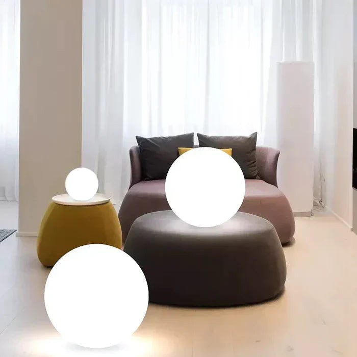 Rechargeable LED garden globe light - product photo 14