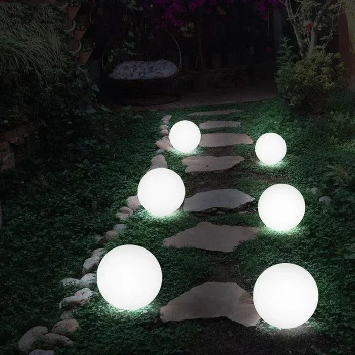 Rechargeable LED garden globe light - product photo 15