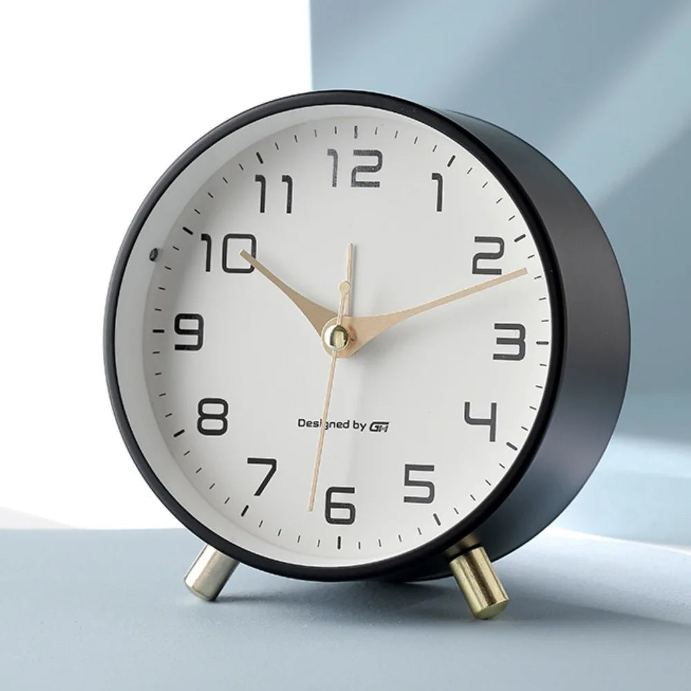 Silent Scandinavian table clock - product photo 1