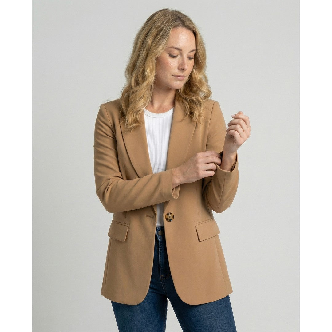 Woman wearing the Ophelia women's elegant blazer, front view