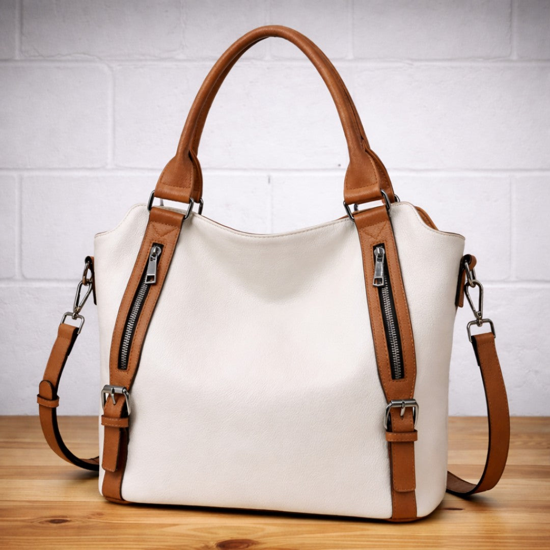 Woman wearing the Paulina women's elegant bag, detail view