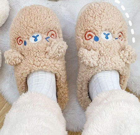 Fluffy animal house slippers - product photo 13