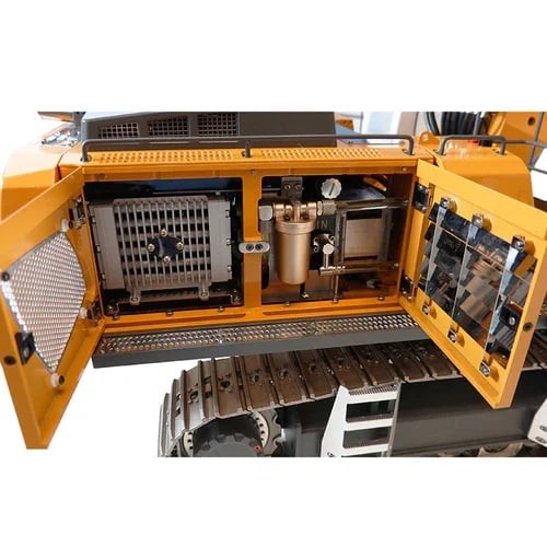 1:20 scale RC hydraulic excavator - product photo 5