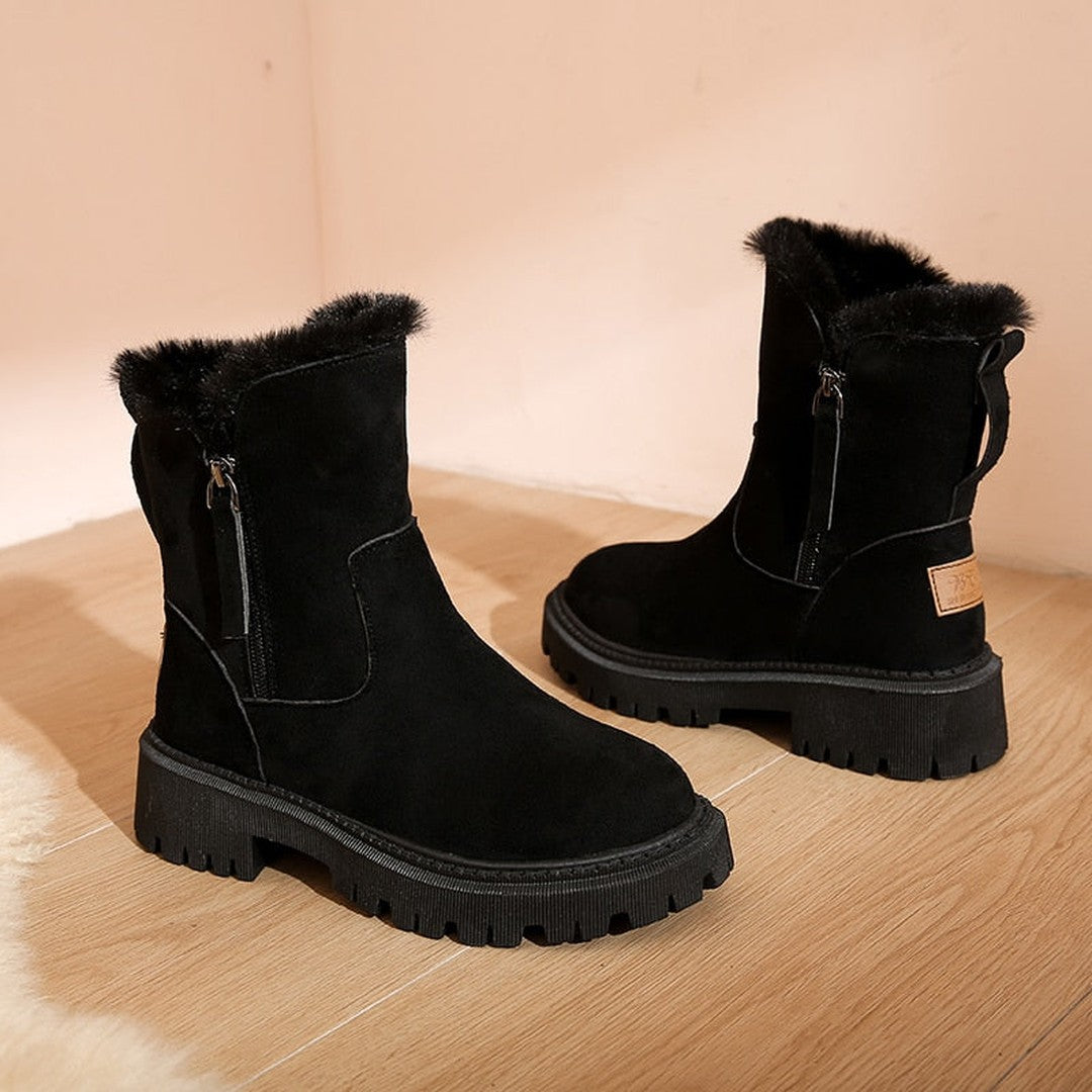 Woman wearing the Rosalie women's boots, 7 view