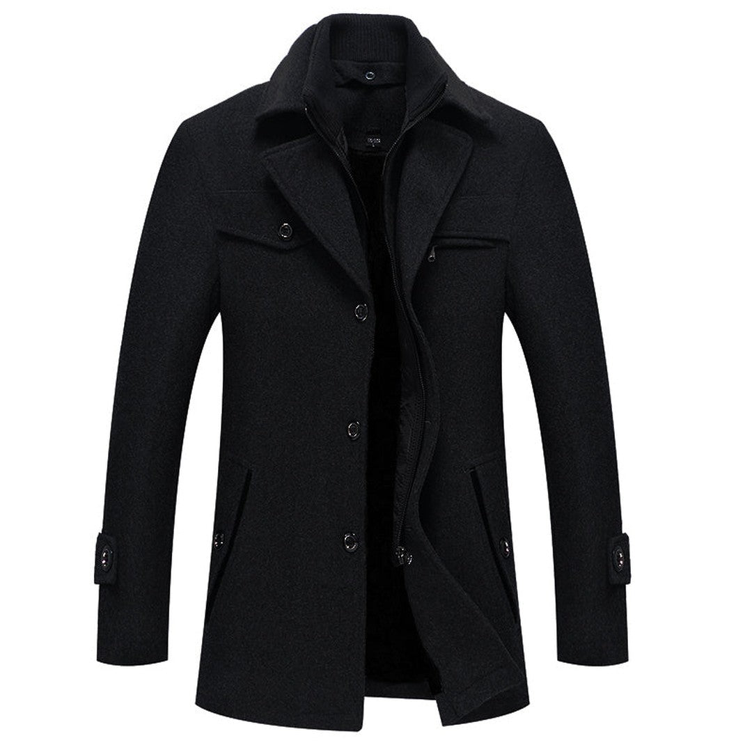 Man wearing the Rupert men's elegant coat, detail view