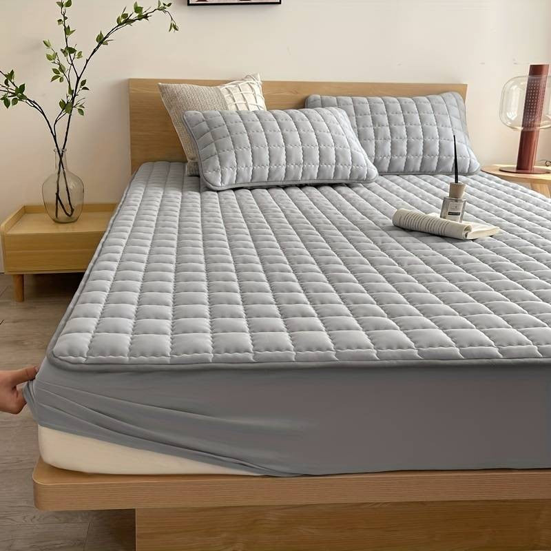 Fitted waterproof mattress protector - product photo 5