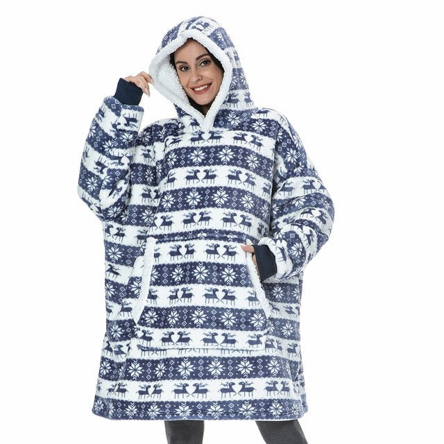 Oversized wearable fleece hoodie blanket - product photo 20