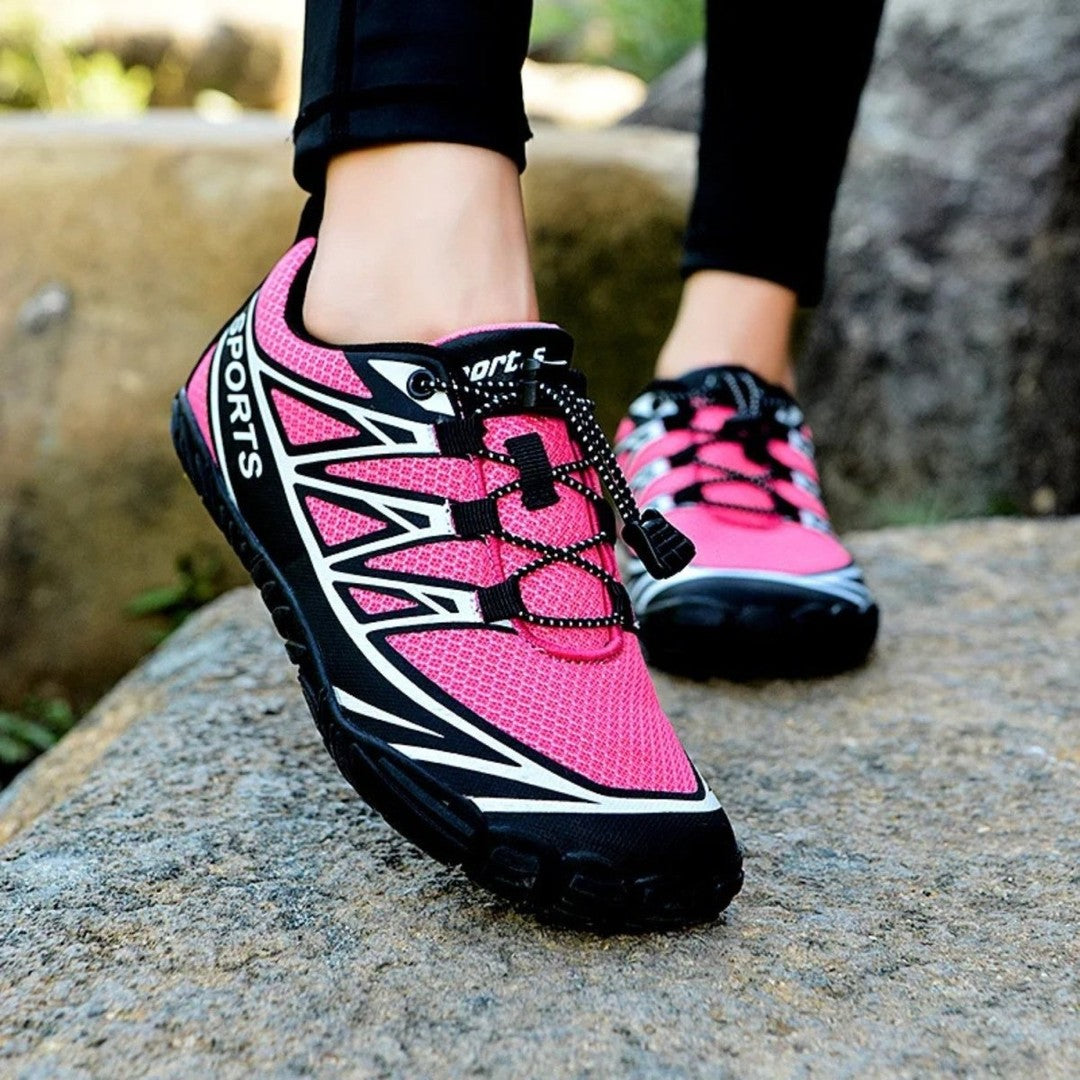 Lightweight cycling shoe with non-slip sole - product photo 8