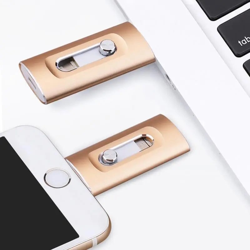 3-in-1 USB flash drive with Lightning, USB-C and USB 3.0 - product photo 2