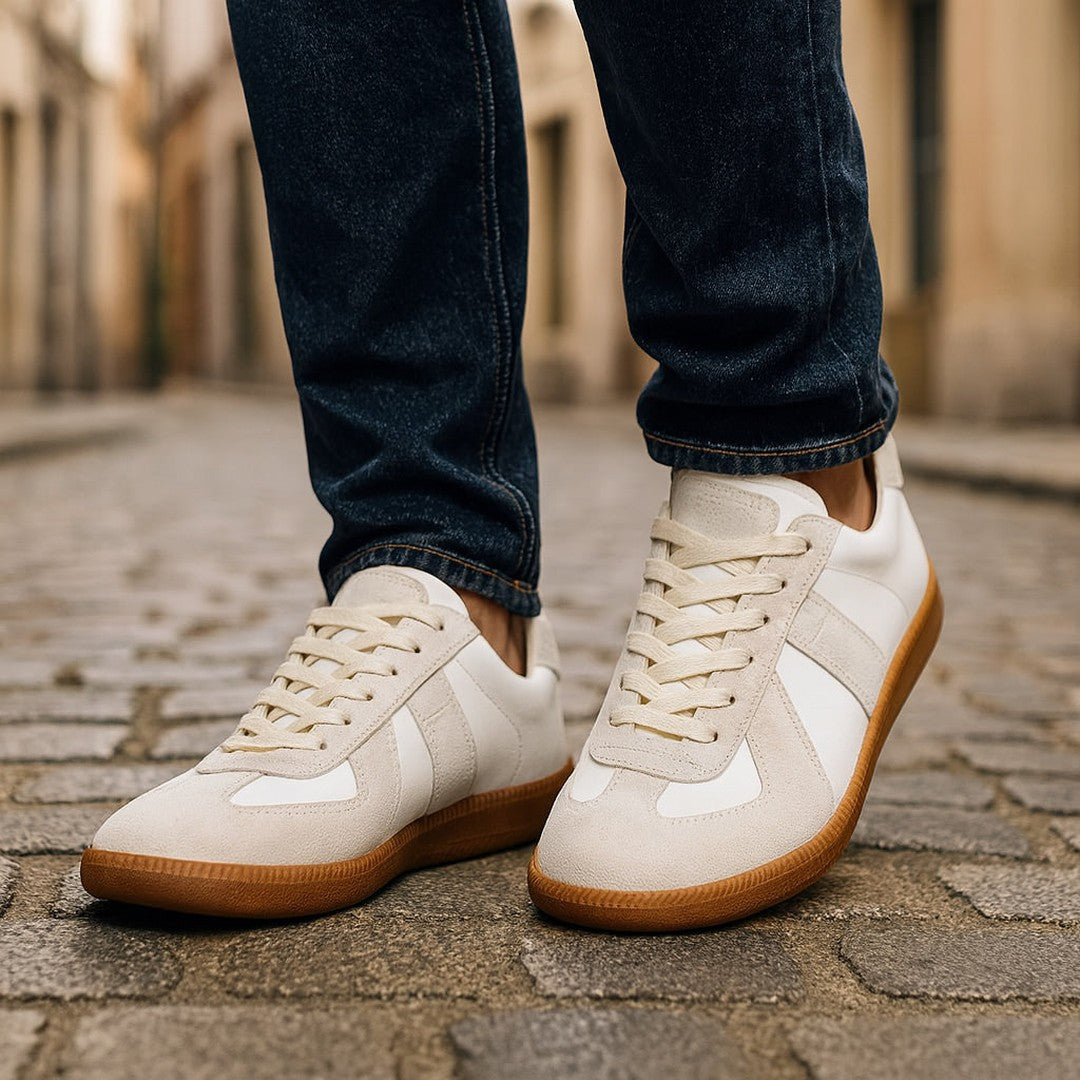 Man wearing the Vaughn men's casual lace shoes, 7 view