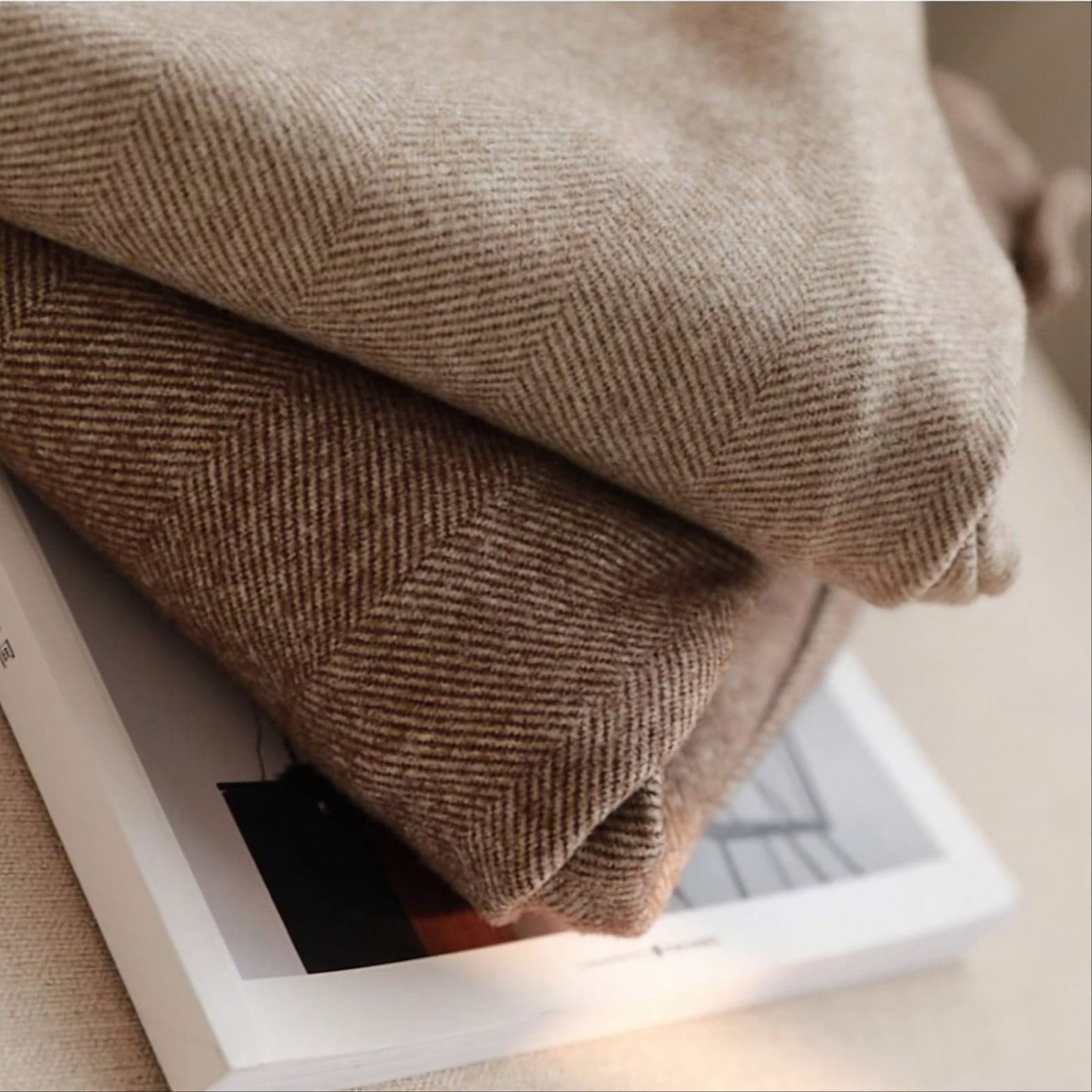 Henry | Men's Tailored Fit Herringbone Wool Trousers