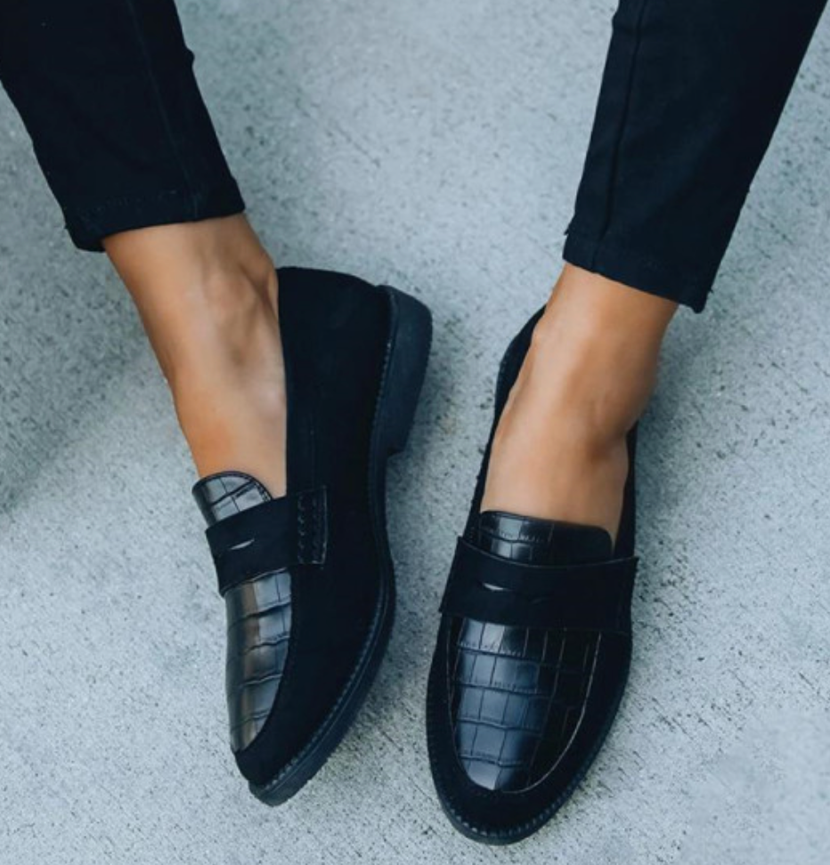 Elise | Women's Croc Textured Slip-On Loafers