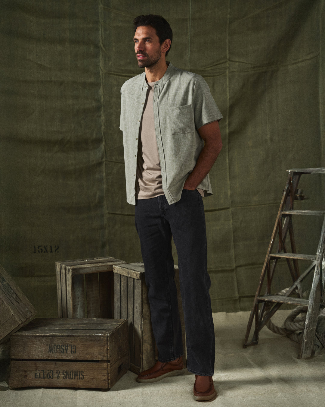 Aaron | Men's Stand Collar Button-Down Shirt