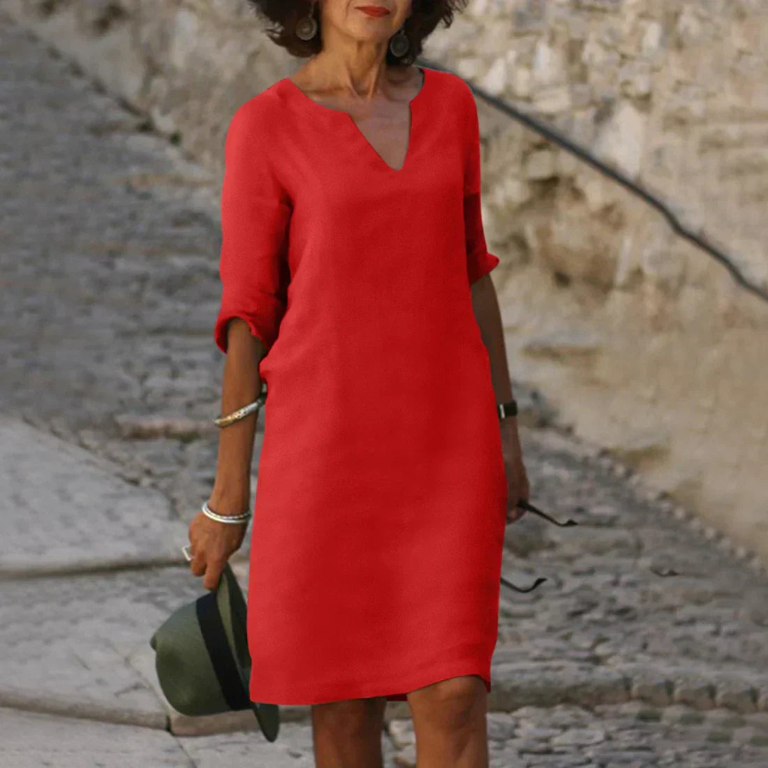 Lila | Women's V-Neck Three Quarter Sleeve Shift Dress