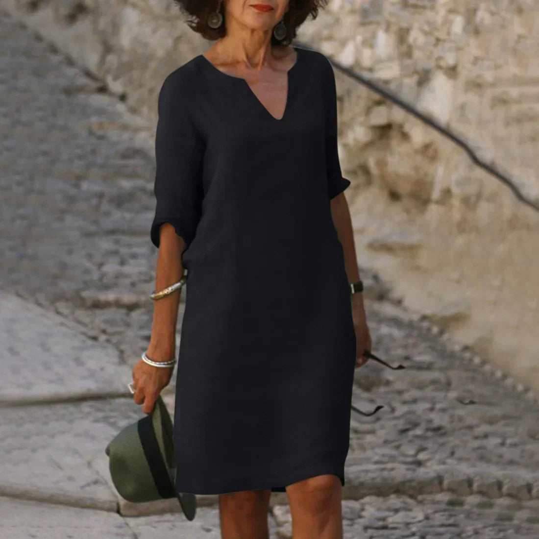 Lila | Women's V-Neck Three Quarter Sleeve Shift Dress