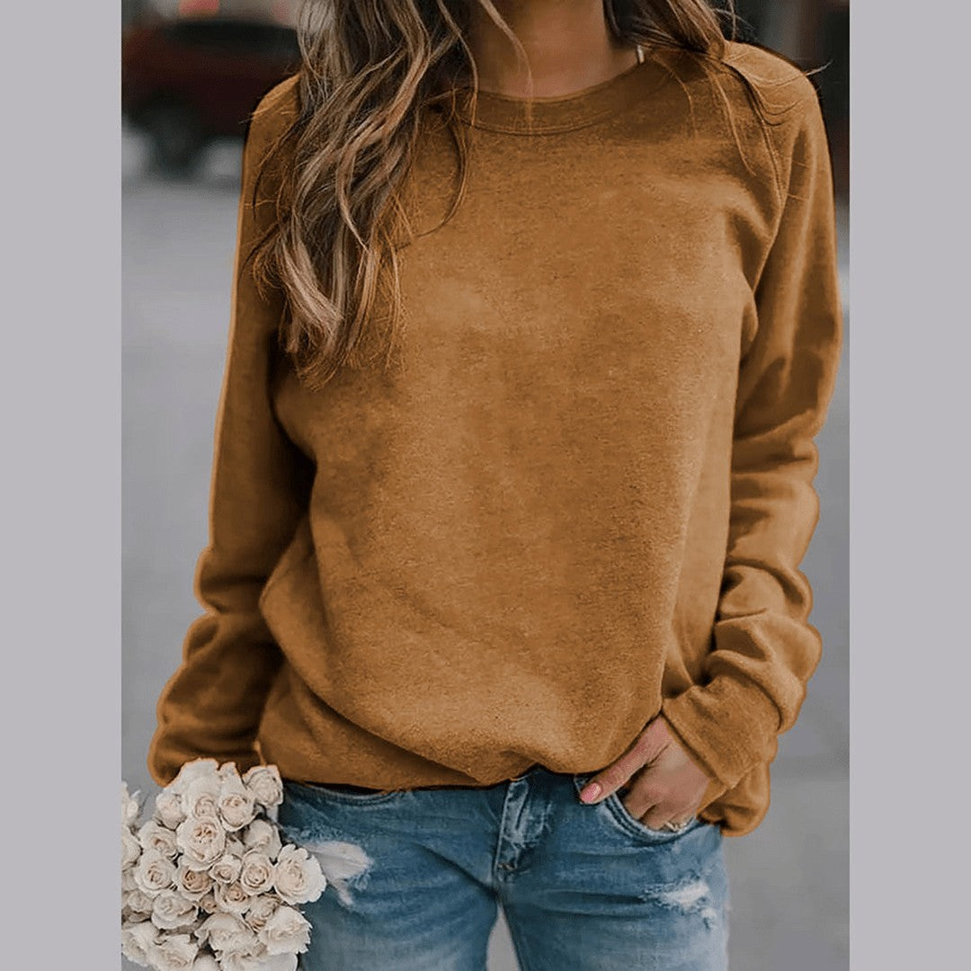 Woman wearing the Alba women's sweater, detail view