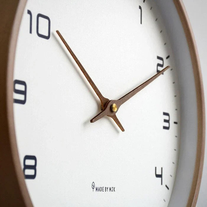 Solid wood silent wall clock - product photo 3