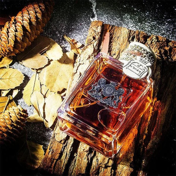 Bottle of woody aromatic eau de parfum for men - product photo 3