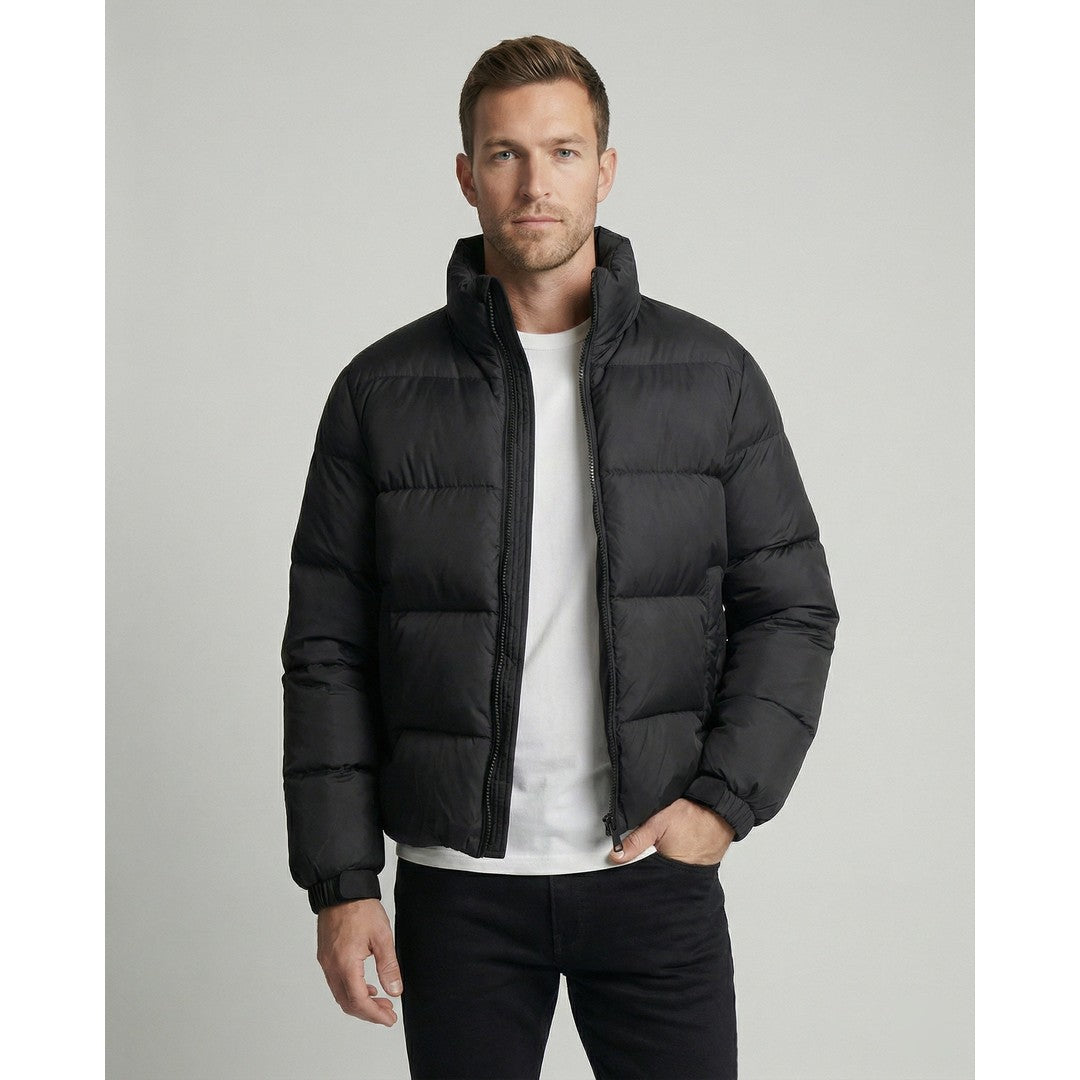 Man wearing the August men's hooded jacket, front view