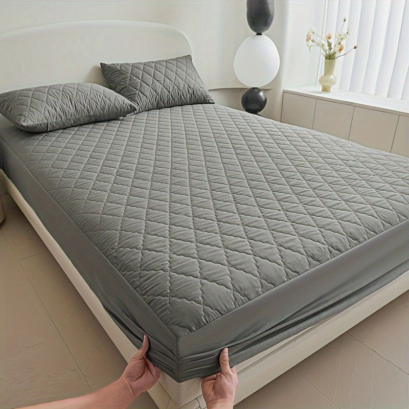 Quilted waterproof mattress protector - product photo 11
